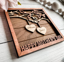 Load image into Gallery viewer, Mother&#39;s day personalized hanging hearts wall hanging
